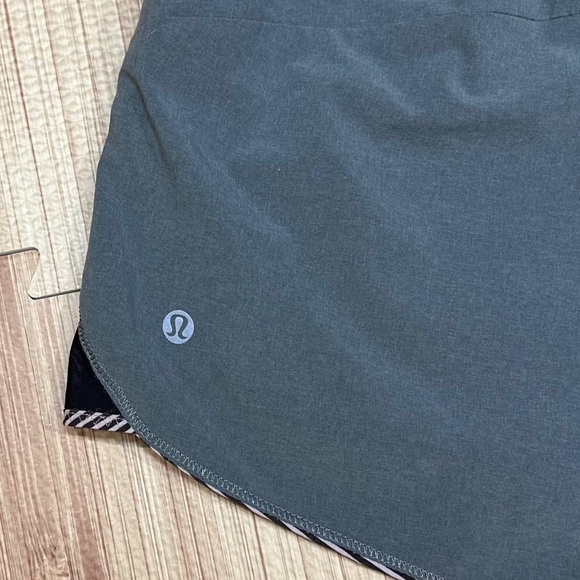 Lululemon Go The Distance Shorts [13112] - Picture 6 of 11